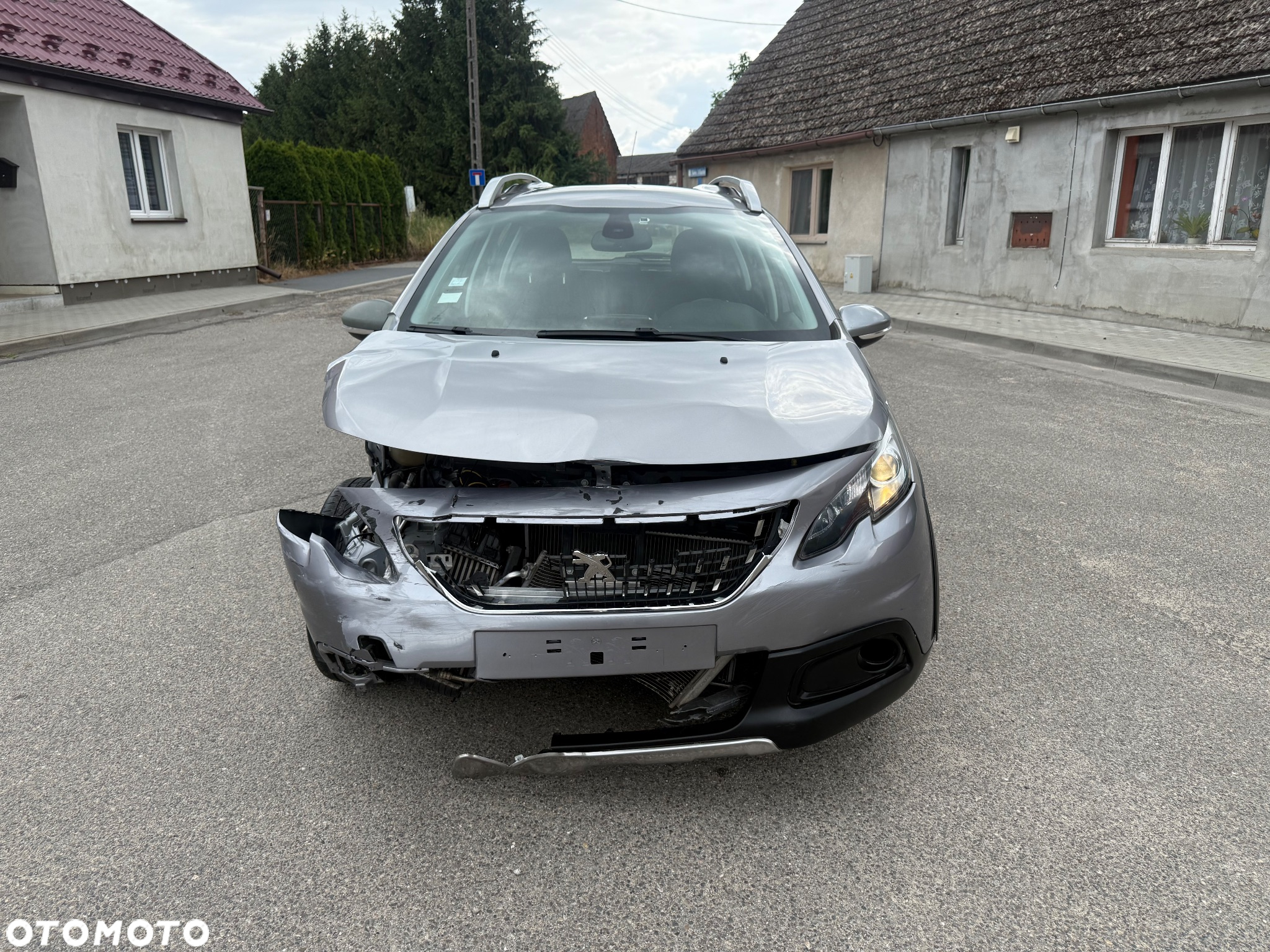 Peugeot 2008 1.2 Pure Tech Active S&S EAT6 - 2