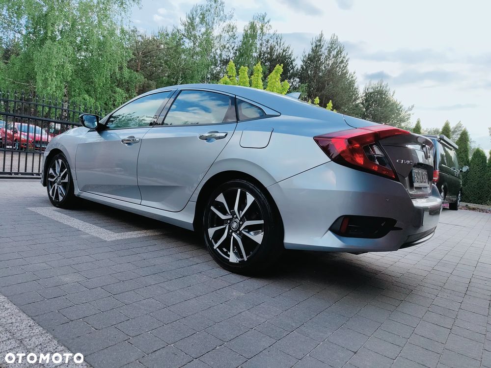 Honda Civic 1.5 i-VTEC Turbo CVT Executive - 29