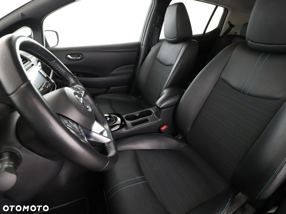 Nissan Leaf 40kWh N-Connecta - 13