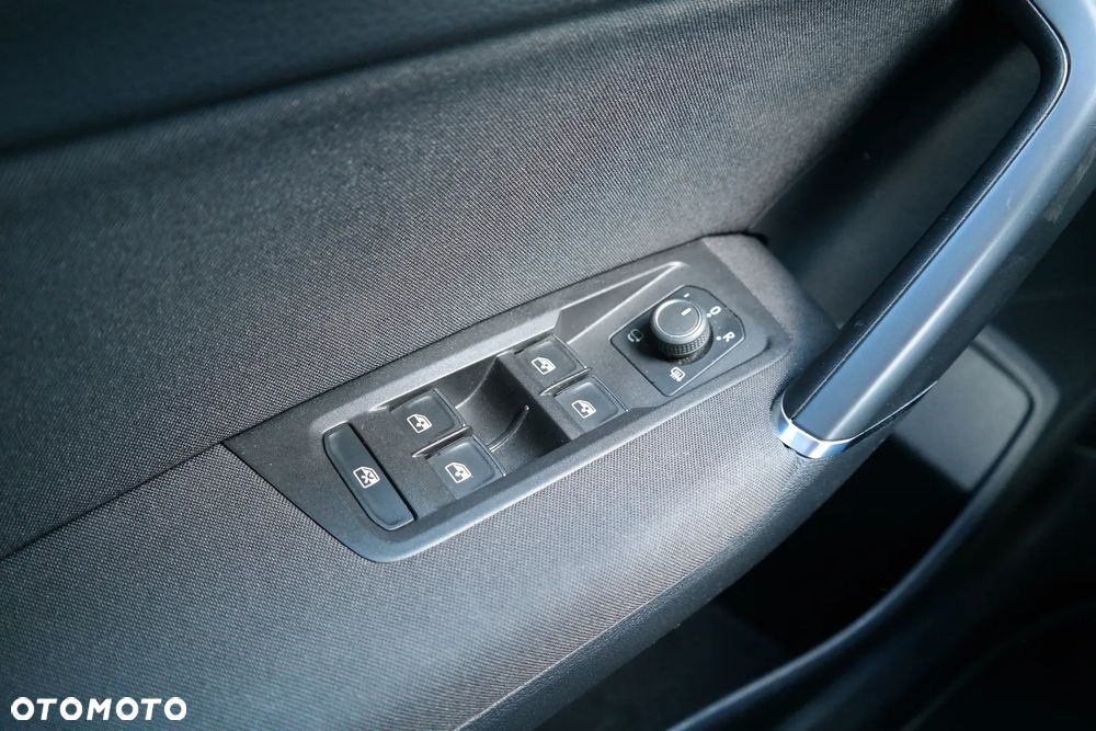 Volkswagen Touran 2.0 TDI BMT Highline DSG - 22