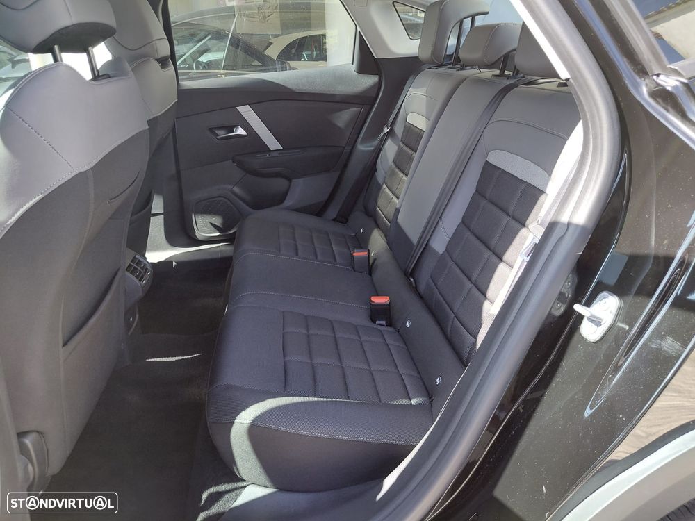 Citroën C4 X 1.2 Hybrid Plus e-DSC6 - 11