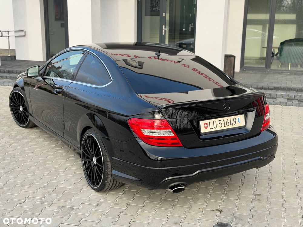 Mercedes-Benz Klasa C 200 7G-TRONIC Edition - 14