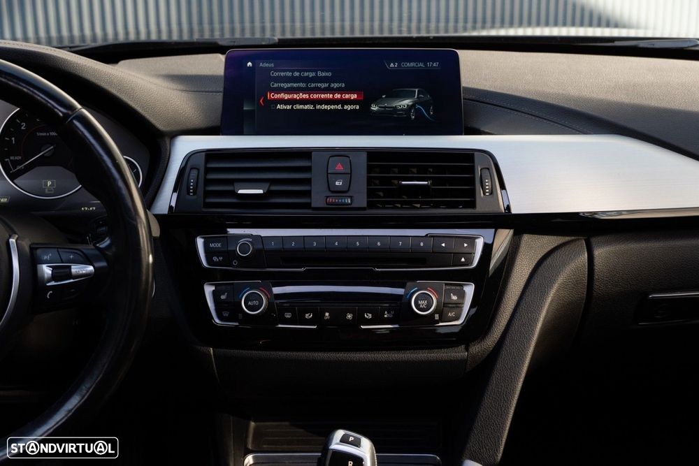 BMW 330 e iPerformance Pack M - 14