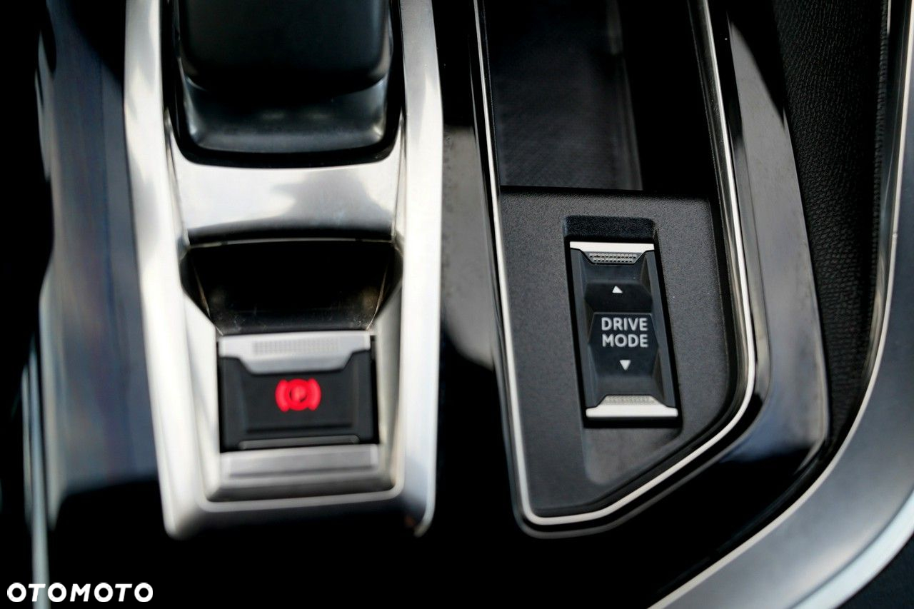 Peugeot 3008 - 16