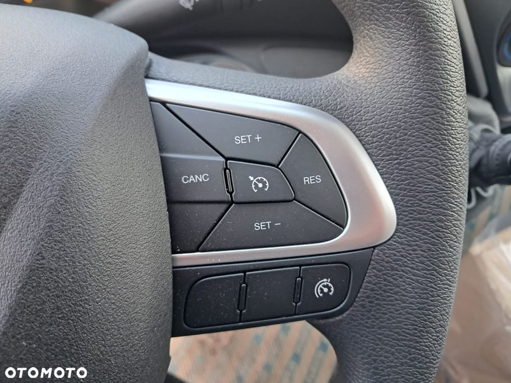 Iveco Daily 50C16H3.0Z izoterma z Agregatem - 15