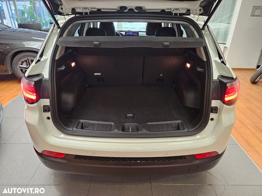 Jeep Compass 1.3T 4xe AT6 PHEV Limited - 13