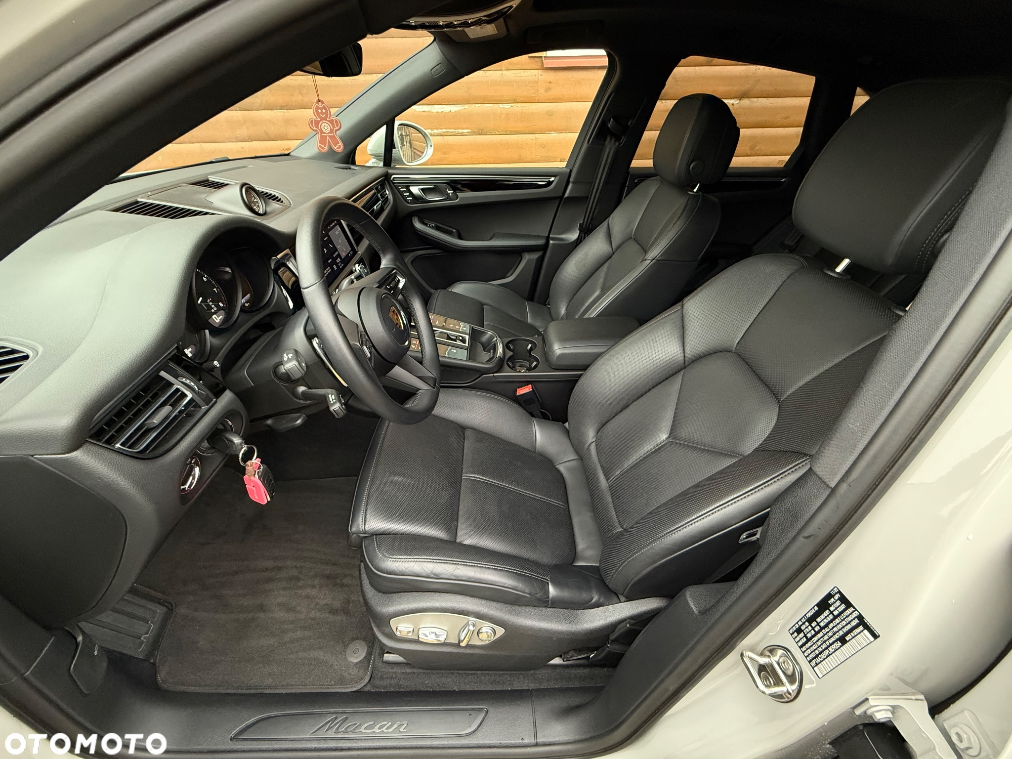 Porsche Macan Standard - 11
