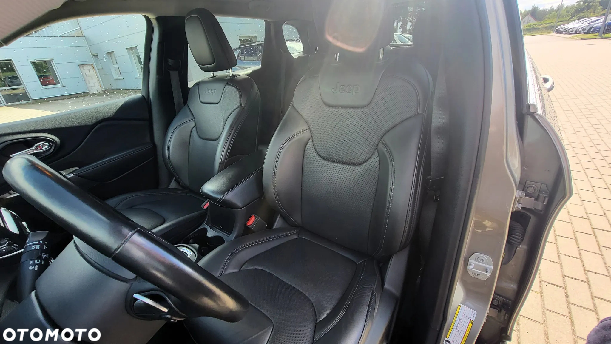 Jeep Cherokee 2.0 GME Active Drive I Limited - 15