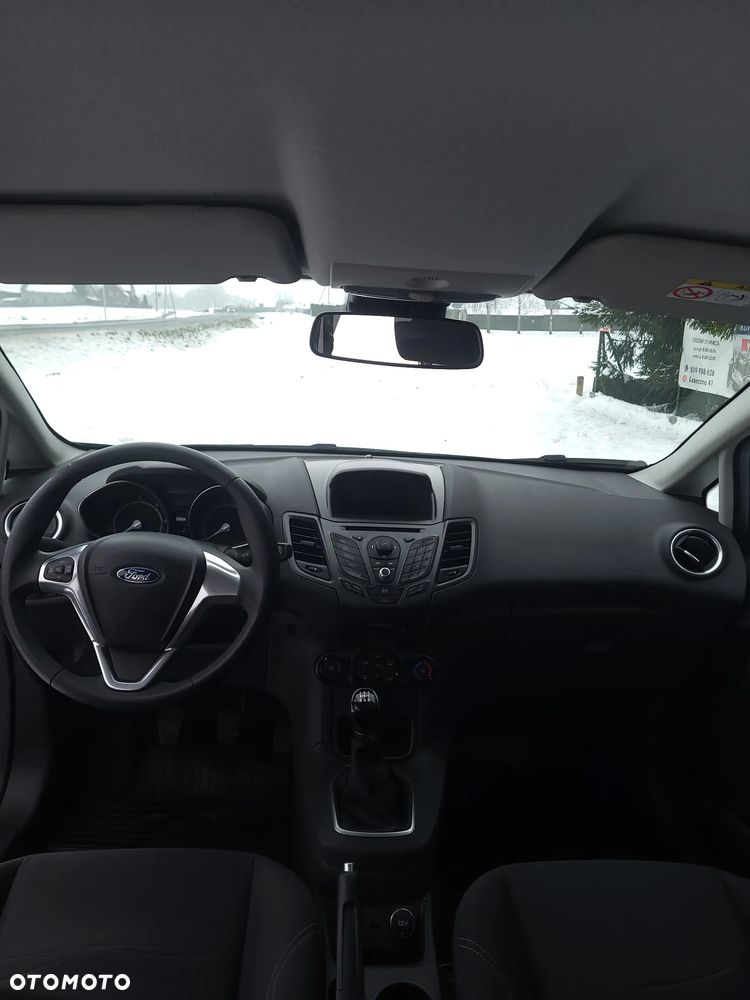 Ford Fiesta 1.5 TDCi Titanium - 11