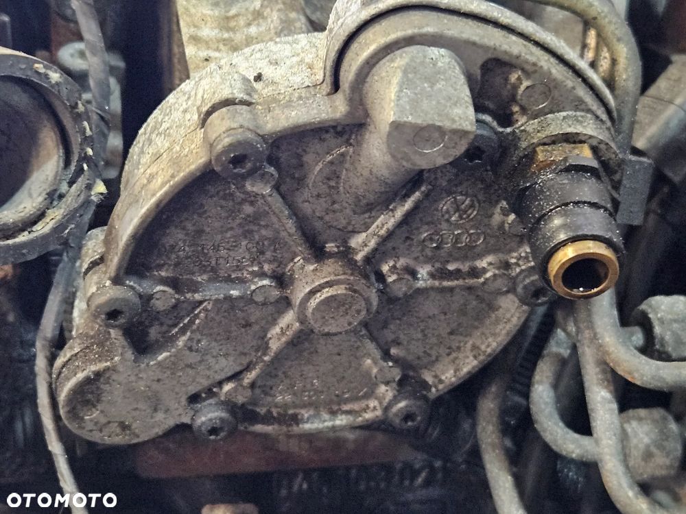 VW LT35 LT 2.5 TDI vacu vacum pompa podciśnieniowa - 2