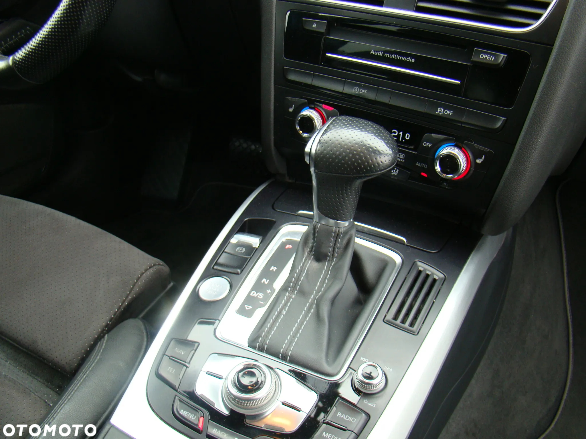 Audi A4 Avant 2.0 TDI DPF quattro S tronic S line Sportpaket - 40