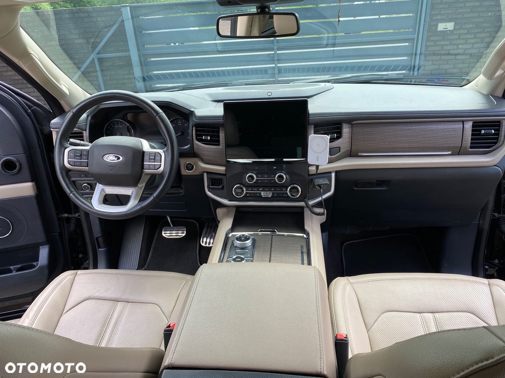 Ford Expedition - 12