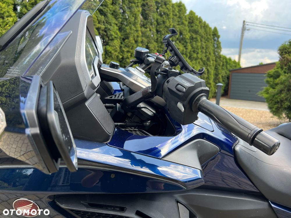 Honda GL - 22