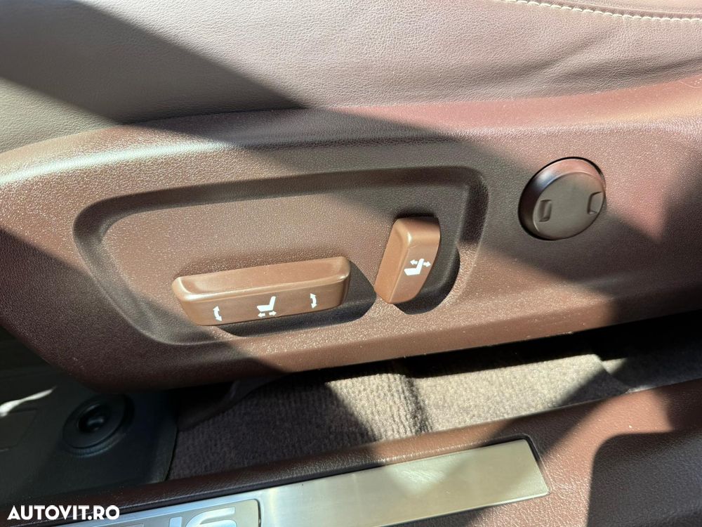 Lexus Seria RX 450h AWD Luxury - 26