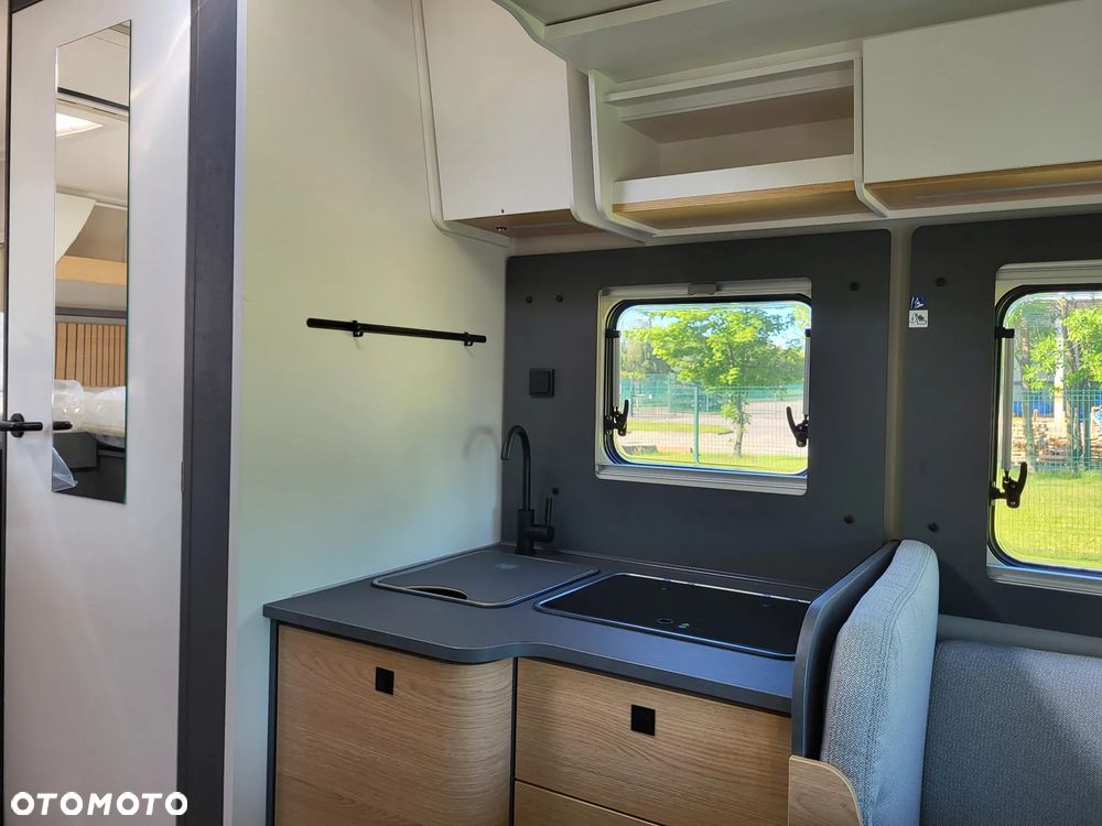 Renault Ahorn Camp TE740 - 3