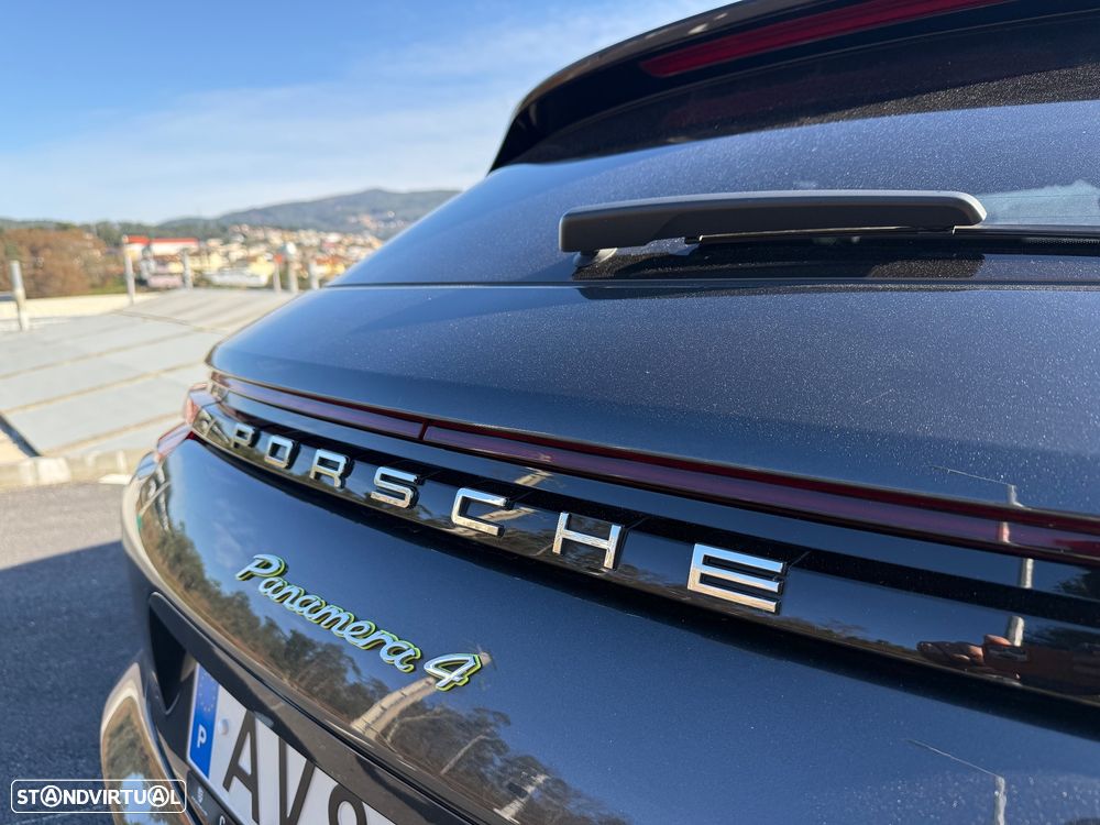 Porsche Panamera Sport Turismo 4 E-Hybrid - 7