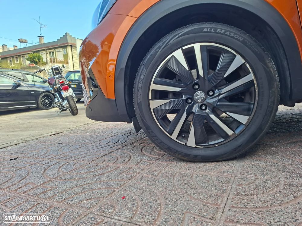 Peugeot 2008 PureTech 130 Stop&Start GT-Line Edition — fotografia 15