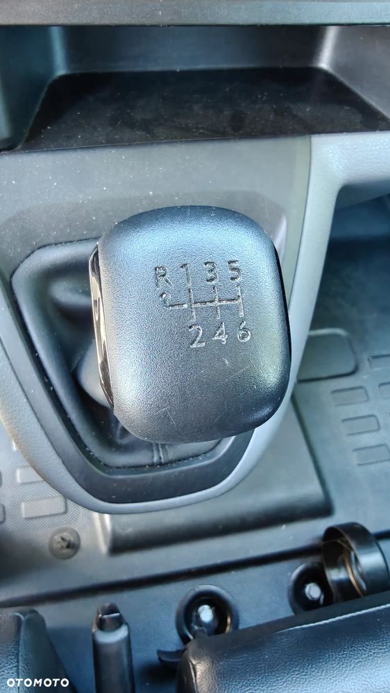 Opel Vivaro Klima Tempomat Kamera cofania - 19