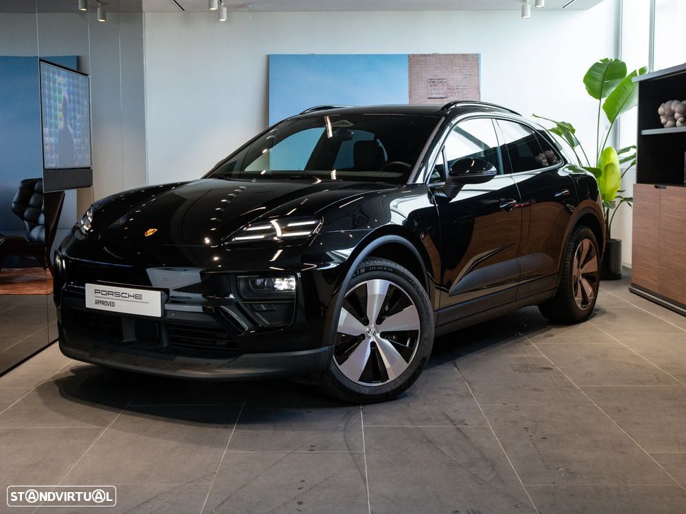 Porsche Macan Electric 4 - 1
