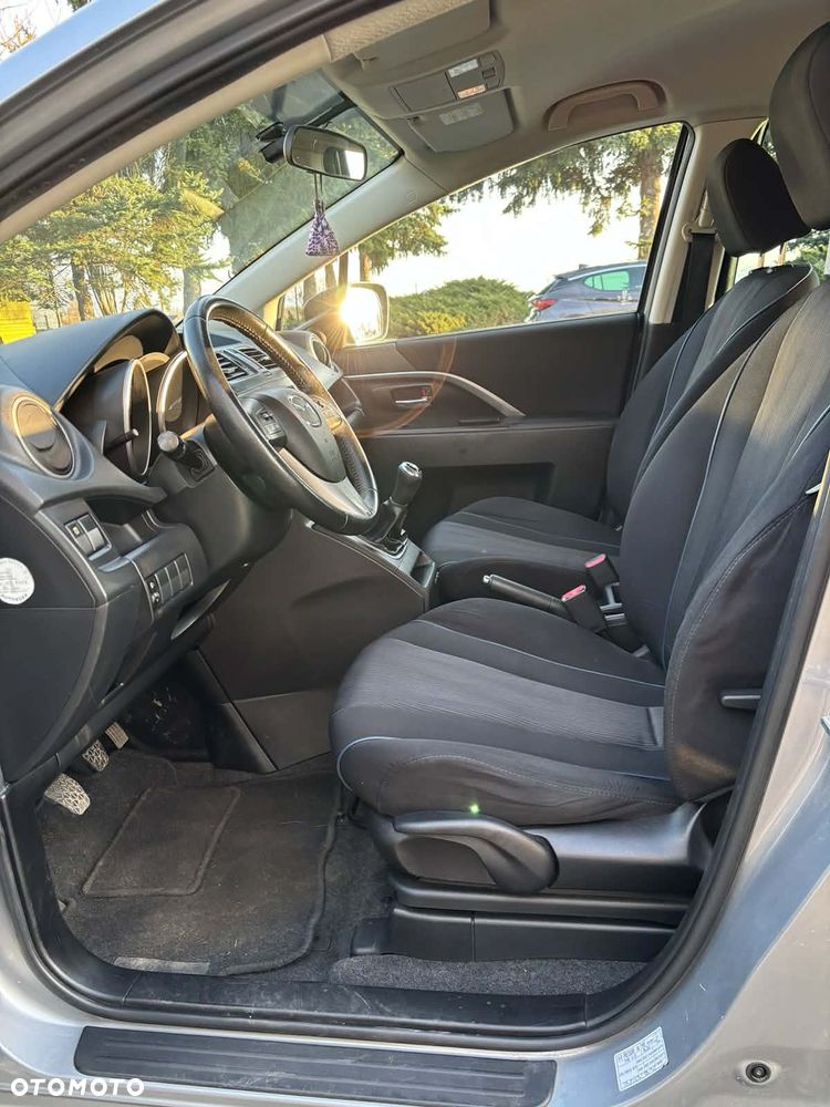 Mazda 5 - 8