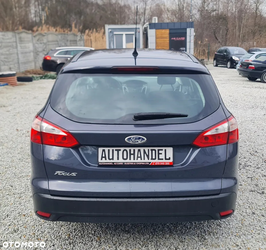 Ford Focus 1.6 Edition - 6