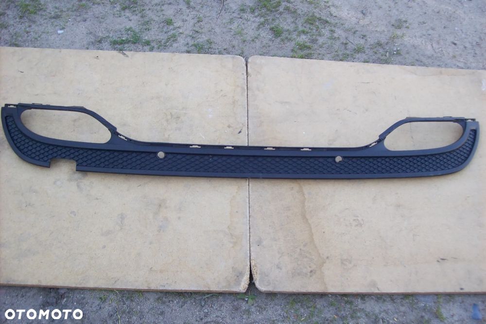 SPOILER ZDERZAKA TYLNEGO MERCEDES C-KLASA AMG W205 - 1