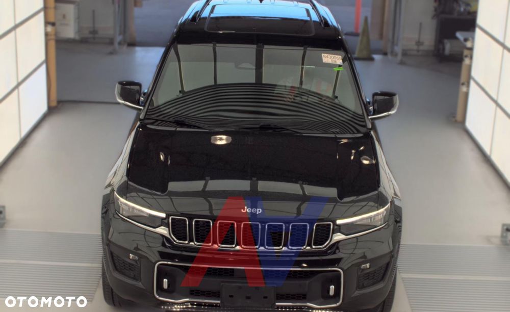 Jeep Grand Cherokee - 3