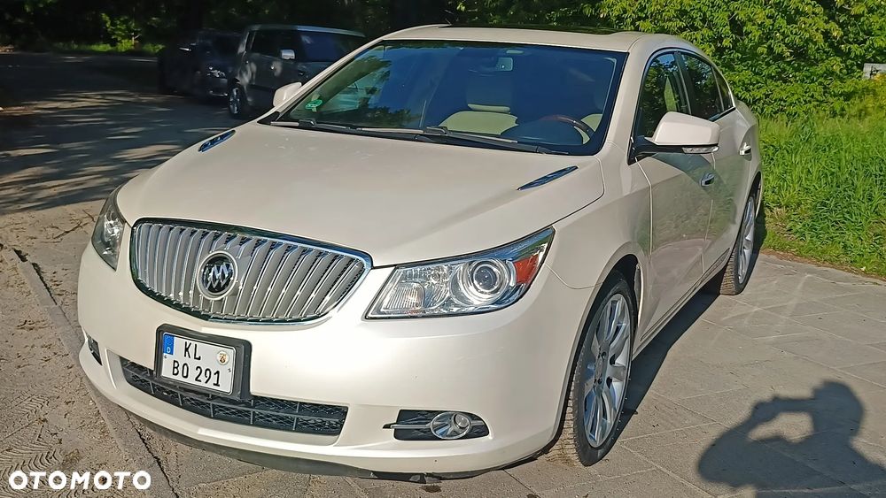 Buick Lacrosse - 21