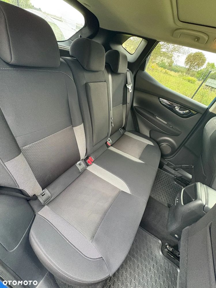Nissan Qashqai 1.3 DIG-T N-Connecta EU6d - 8