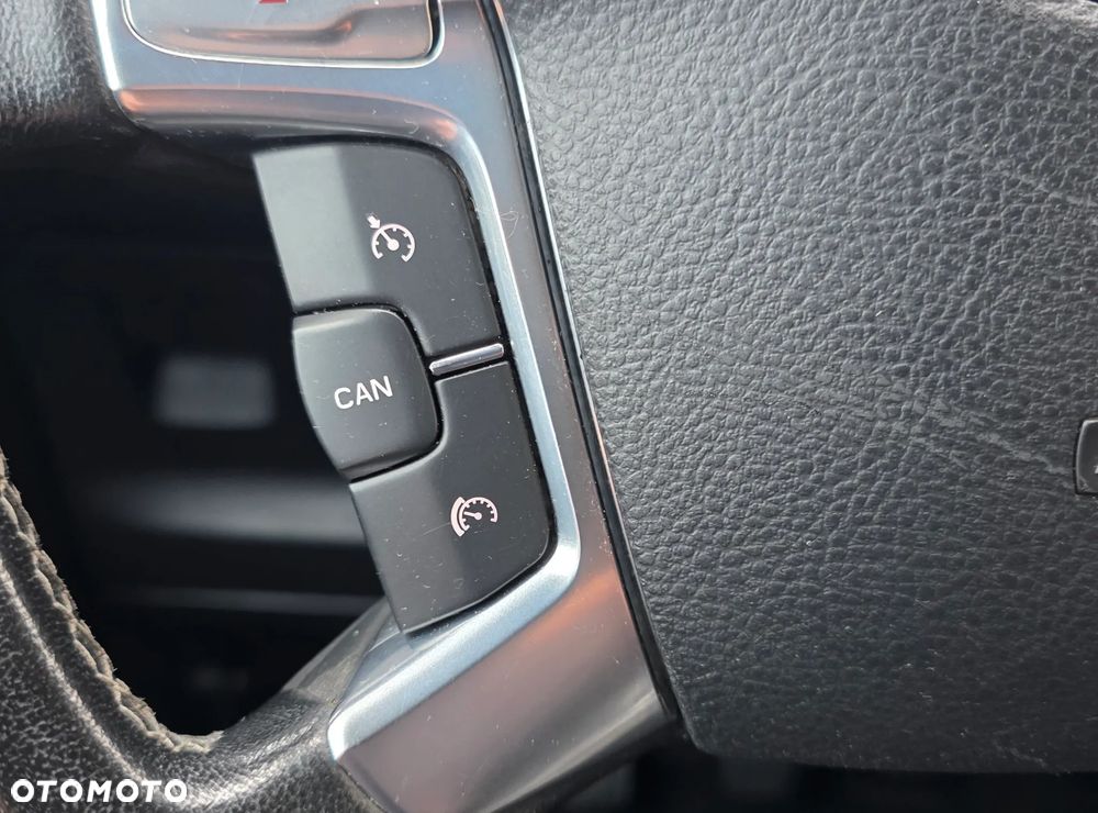 Ford Galaxy 2.0 TDCi Ambiente - 17