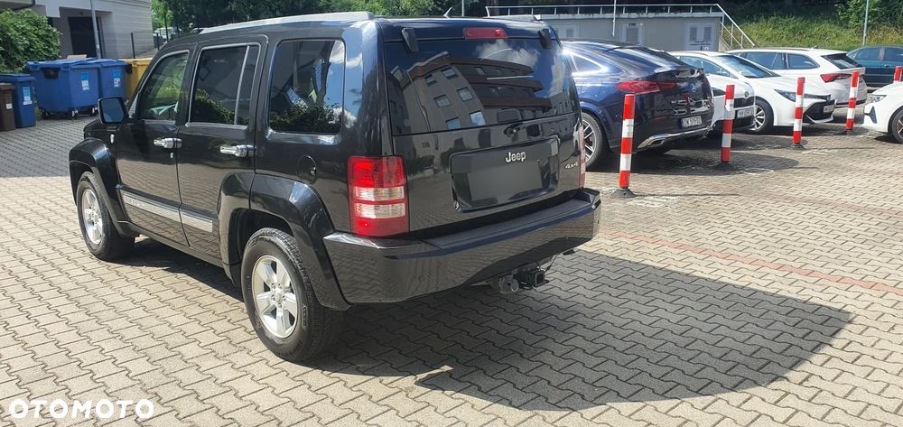 Jeep Liberty - 3