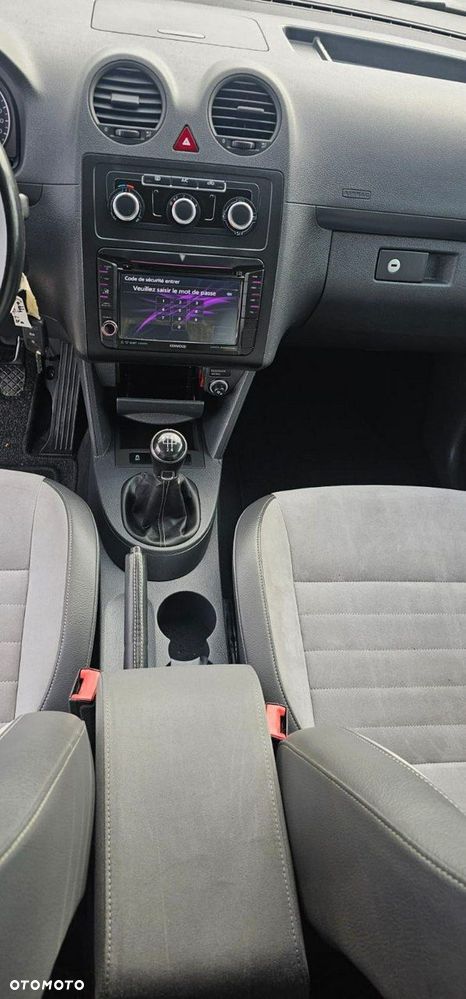 Volkswagen Caddy - 18