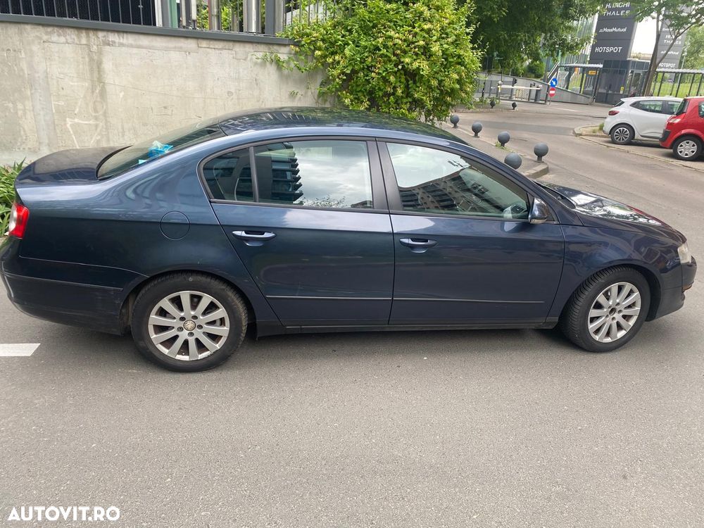 Volkswagen Passat 2.0 TDI Trendline - 5