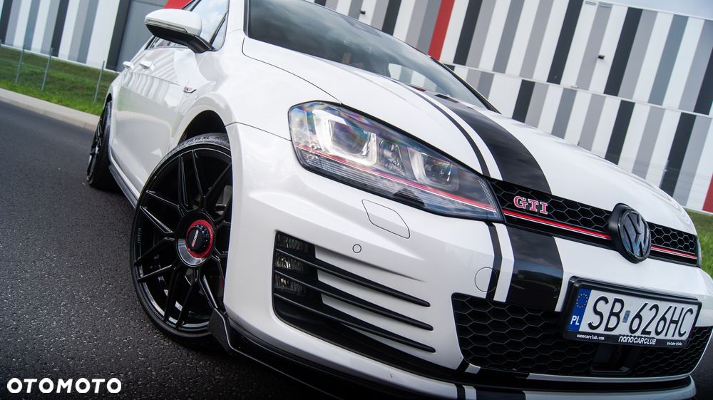 Volkswagen Golf 2.0 TSI BMT GTI Performance DSG - 2