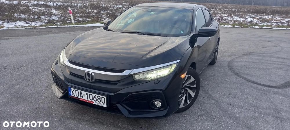 Honda Civic 1.5 i-VTEC Turbo CVT Executive - 3