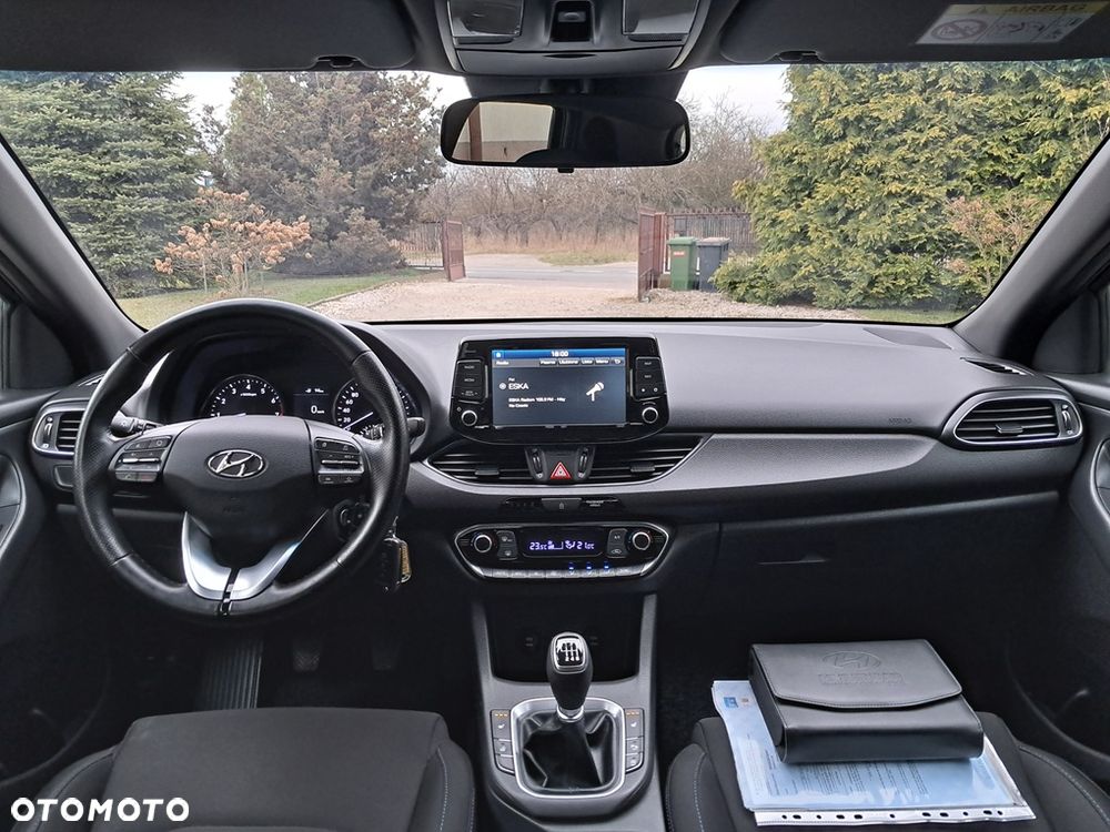 Hyundai i30 1.4 T-GDI Passion Plus - 17