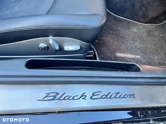 Porsche 911 Carrera Cabriolet PDK Black Edition - 7