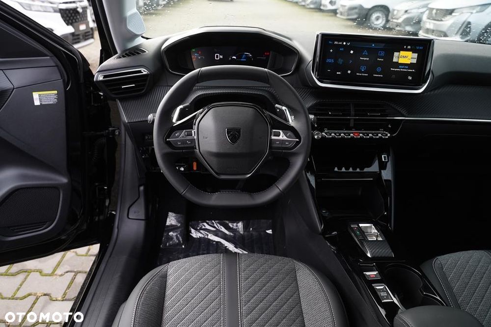 Peugeot 208 1.2 mHEV Allure - 11