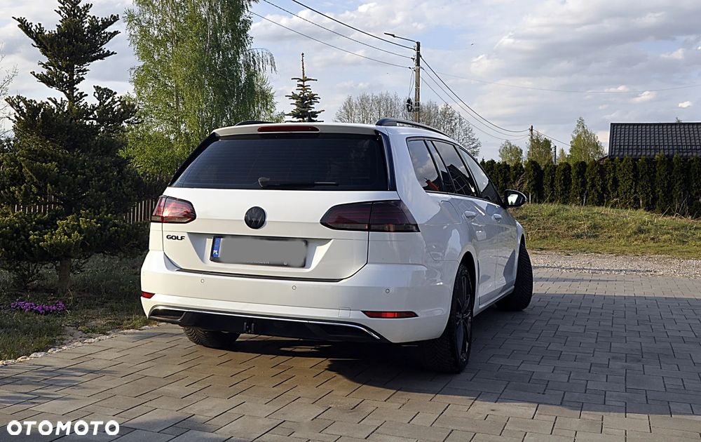 Volkswagen Golf - 4