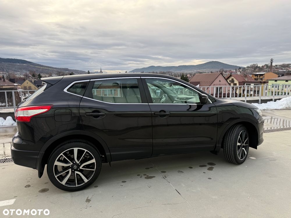 Nissan Qashqai 1.3 DIG-T TEKNA - 4