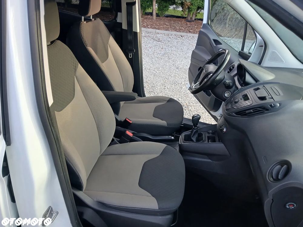 Ford Tourneo Courier 1.5 TDCi Trend - 21