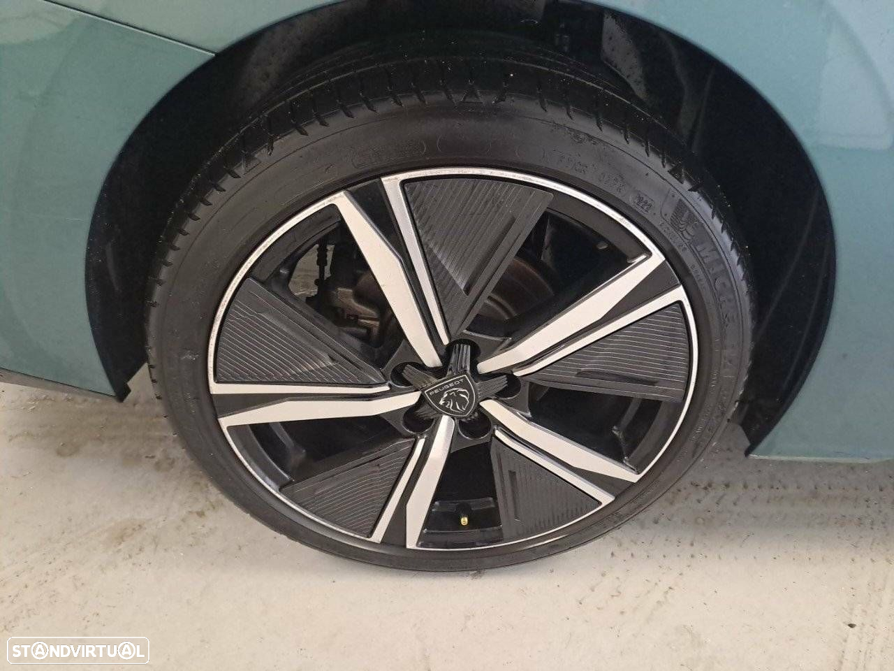Peugeot 308 SW 1.5 BlueHDi GT EAT8 - 11
