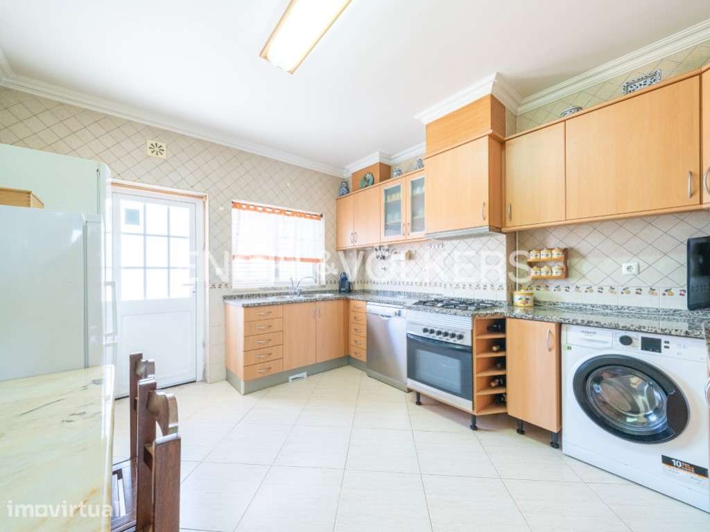 T3 Duplex no Primeiro Andar de Moradia com Garagem Box - Grande imagem: 5/30