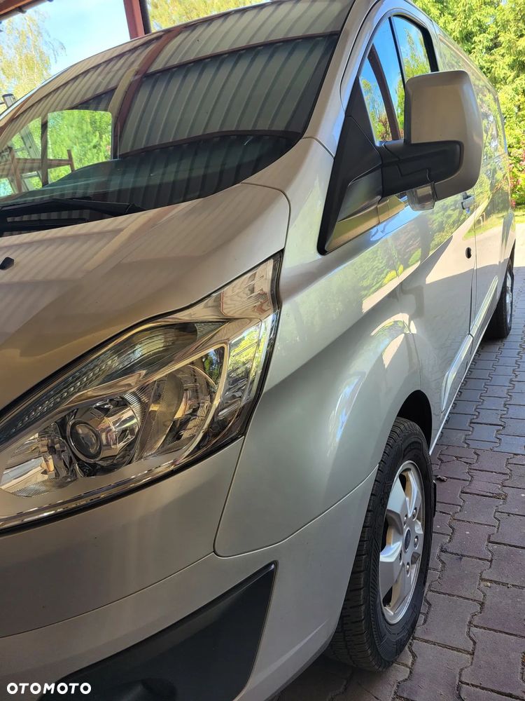 Ford TRANSIT CUSTOM - 3