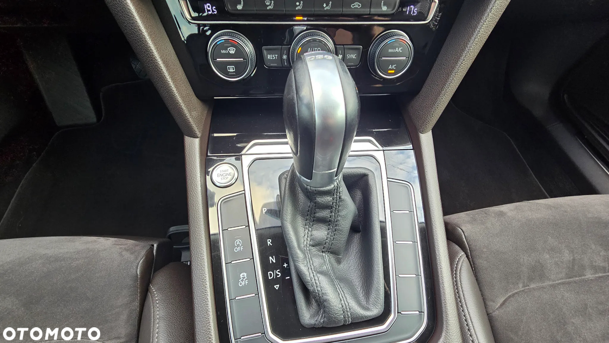 Volkswagen Passat - 40