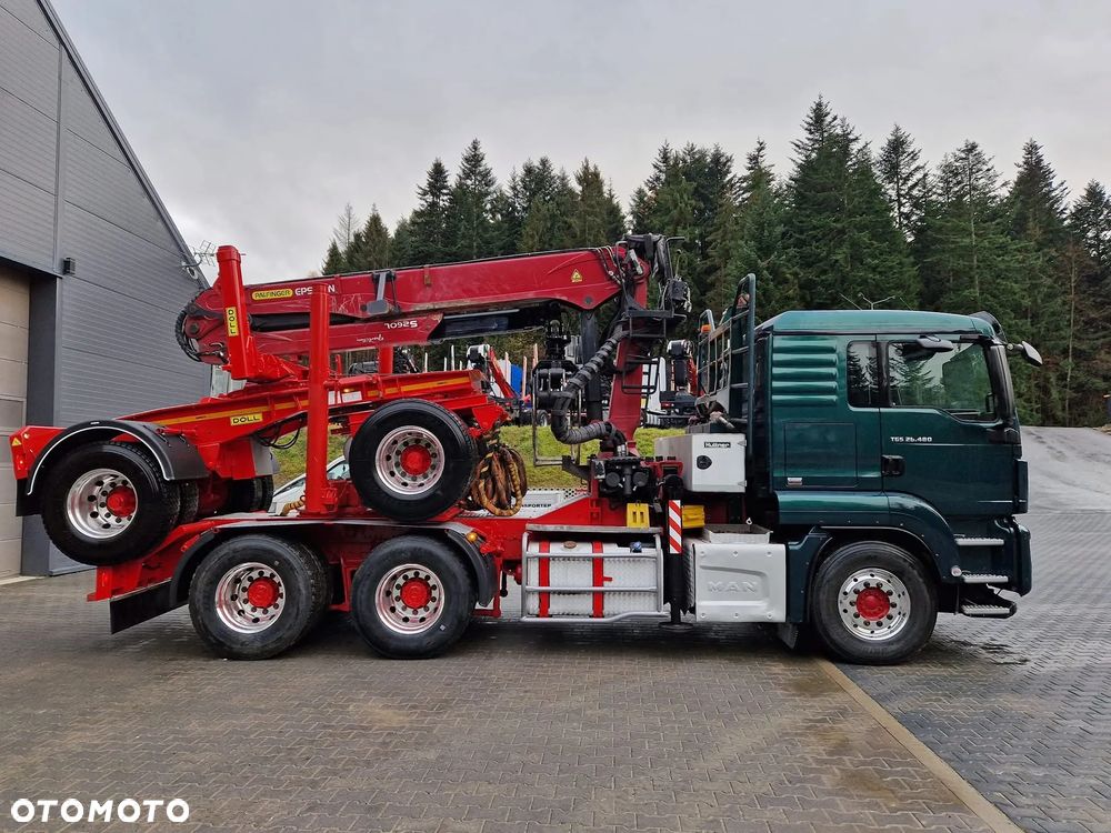 MAN do drewna drzewa lasu kłoda stos naczepa doll - 6