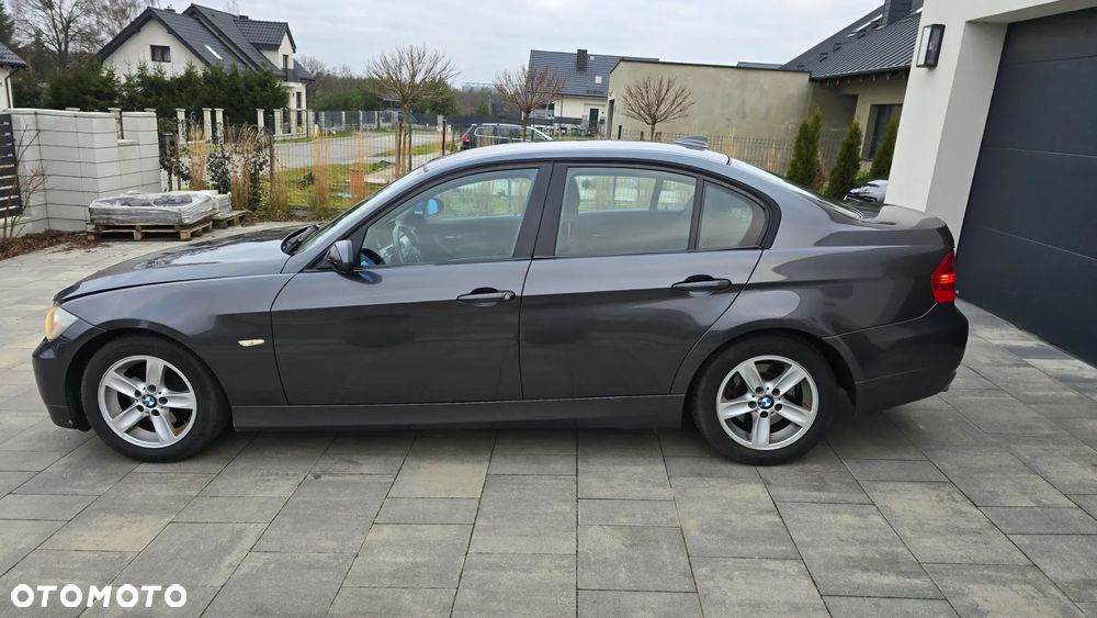 BMW Seria 3 320i Edition Sport - 4