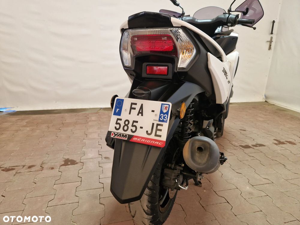 Yamaha Tricity - 21