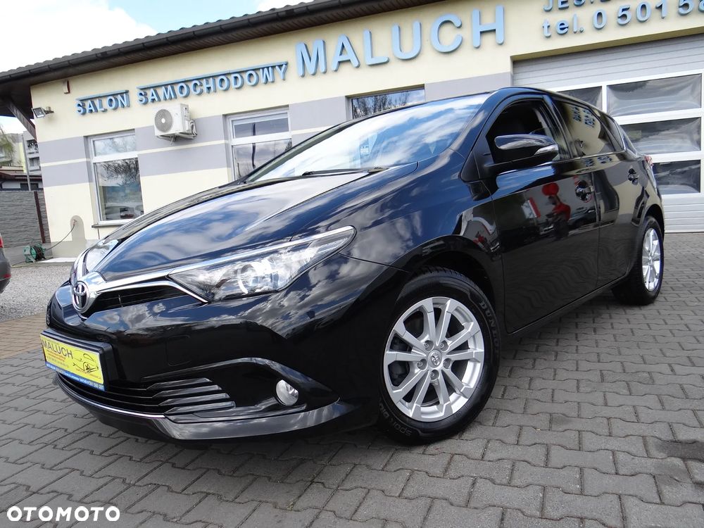 Toyota Auris 1.2 Turbo Team Deutschland - 1