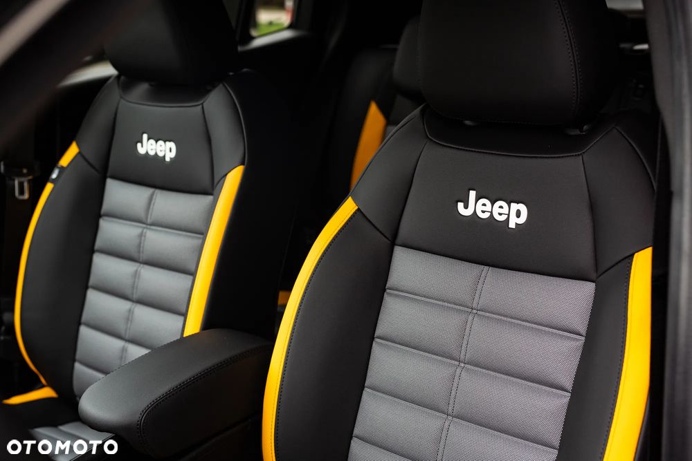 Jeep Avenger 1.2 T3 mHEV The North Face 4xe eDCT6 - 3